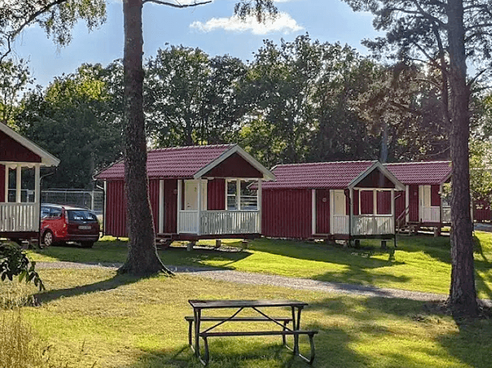 Silver Bat Cabin